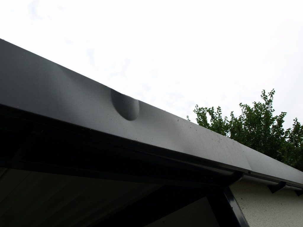 Domek oparł się żywiołom