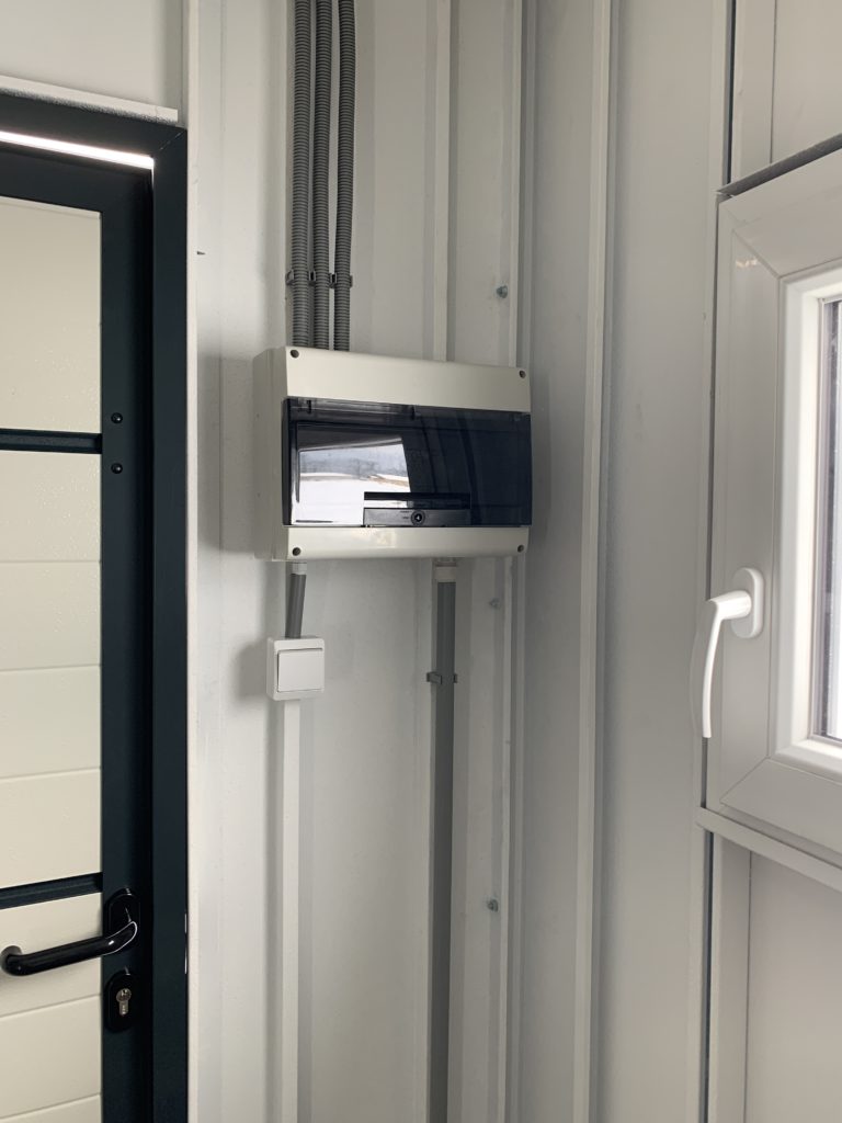 Rozprowadzenie energii elektrycznej w garażu