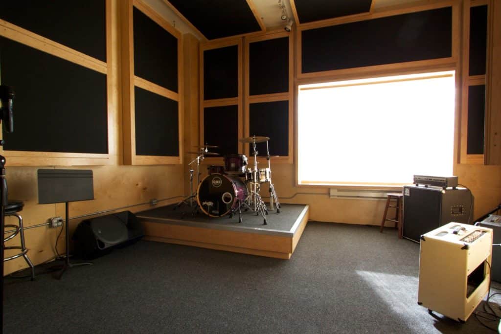 Studio nagraniowe z perkusją