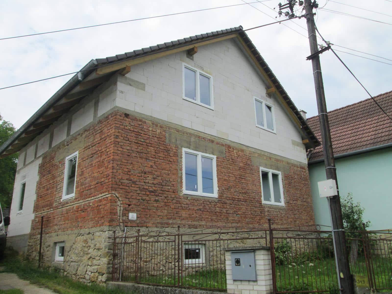 Przebudowa domu z nadbudową