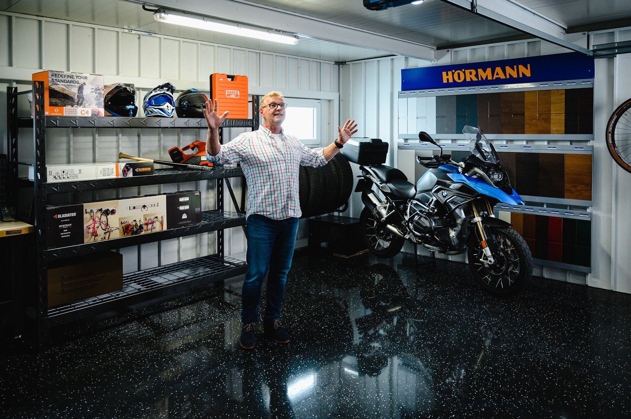 Vlado Voštinár v dvojgaráži od GARDEON