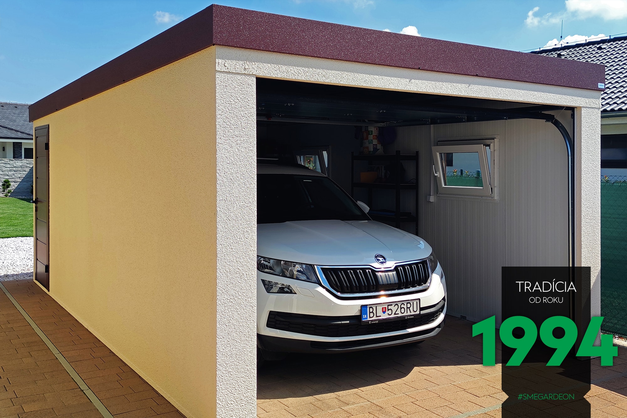 Auto zaparkované v garáži 2