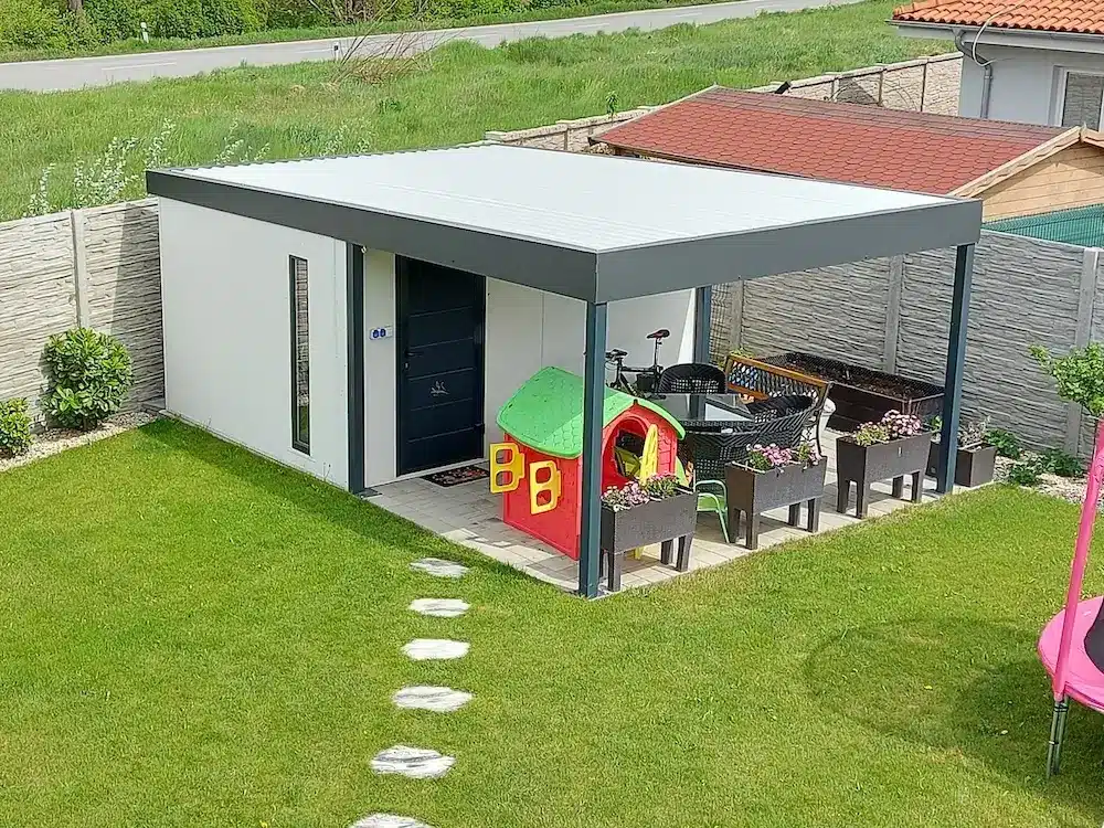 Záhradní domek s posezením