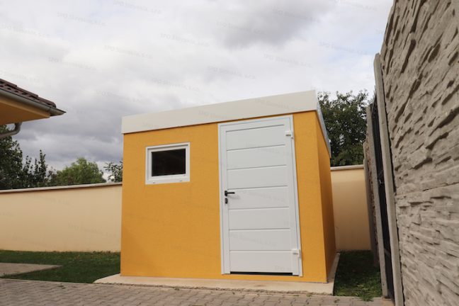 Oceľový záhradný domček GARDEON v kukuricovej omietke s rovnou strechou