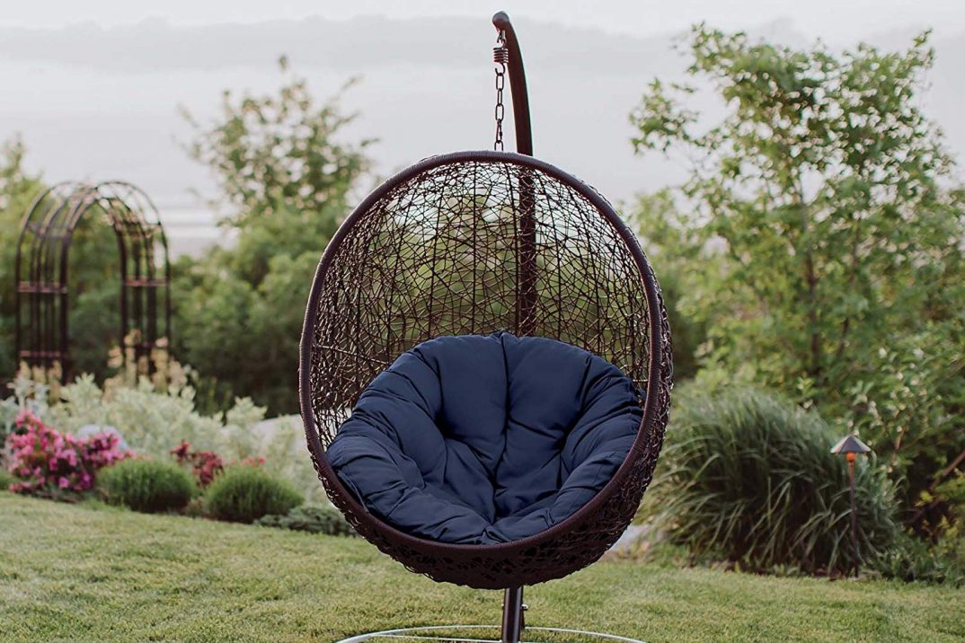 Prútené závesné kreslo s poduškou