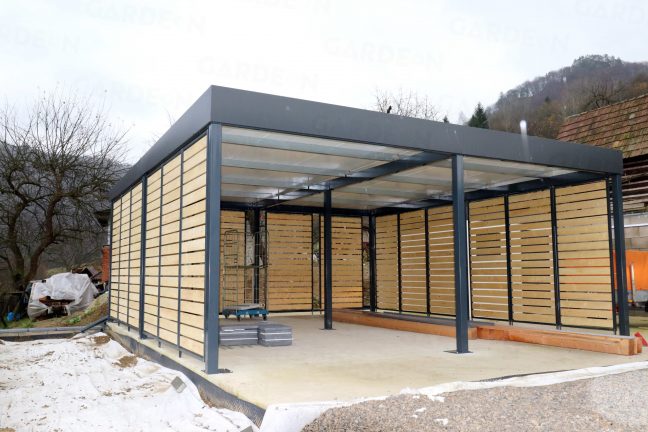 Prístrešok GARDEON s dizajnovými výplňami