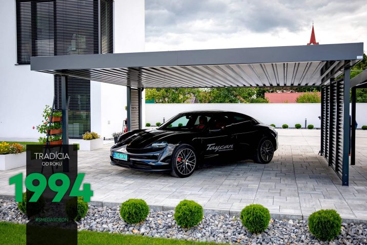 Porsche Taycan pod antracitovým prístreškom SIEBAU