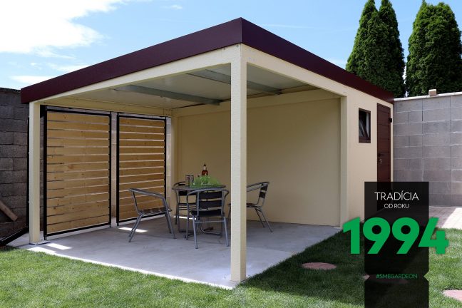Záhradný domček s posedením pod bočným prestrešením