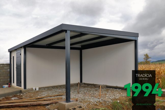 Záhradný domček s prístreškom