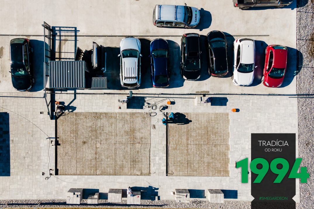 Zaparkované autá v GARDEoNe