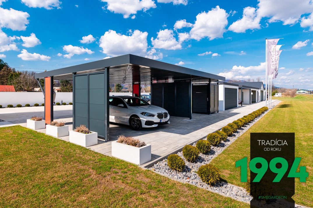 Prístrešok SIEBAU ppre tri autá v showroome v GARDEONe