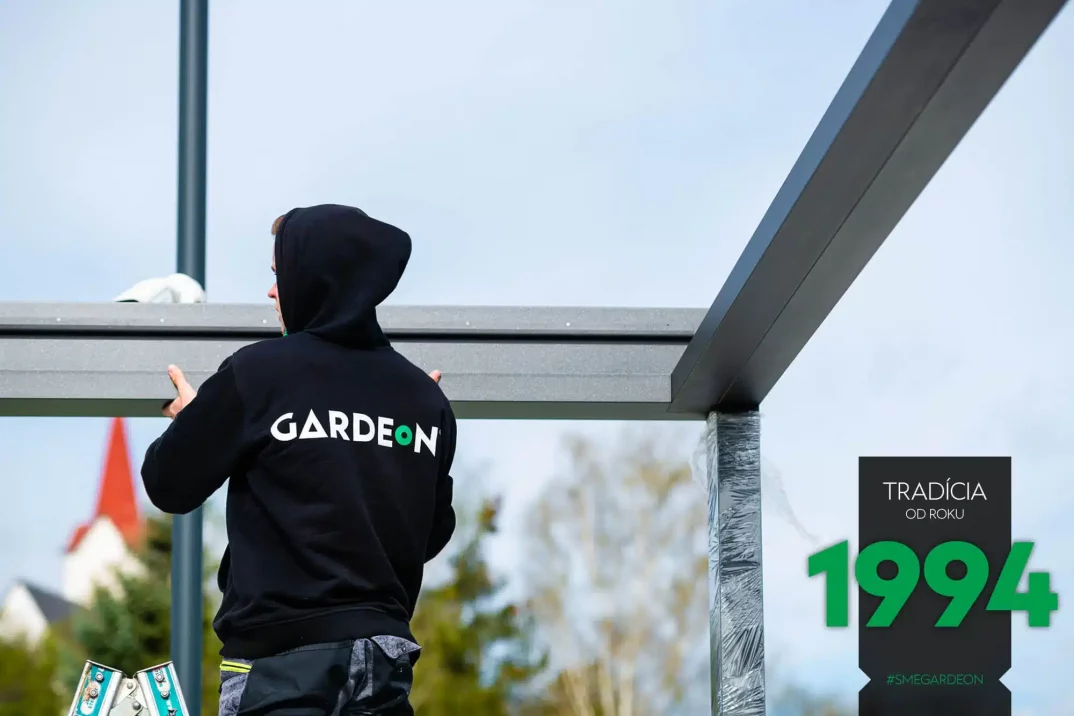 Montáž bioklimatické pergoly