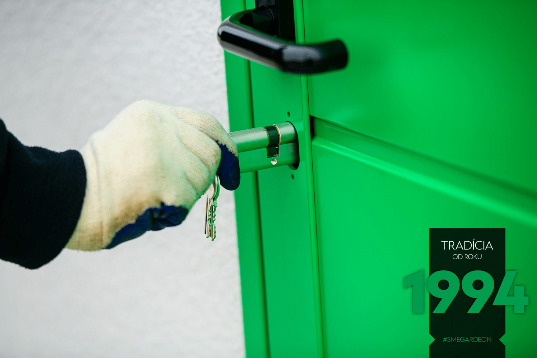 Zámek na zelených dveřích GARDEON
