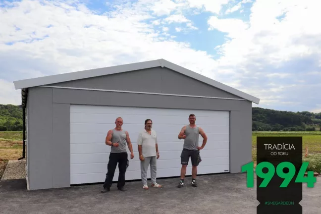 Dvojgaráž se sedlovou střechou