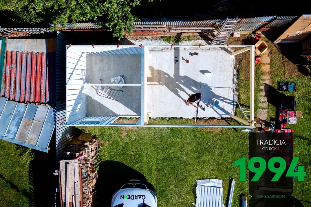 Pohled na montáž ze zhora