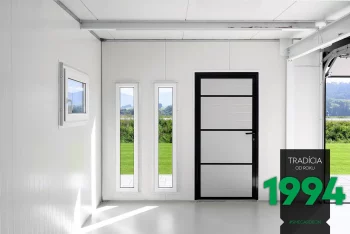 Vnitřek atypické garáže