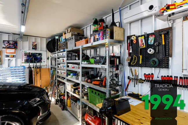 Regále v garáži