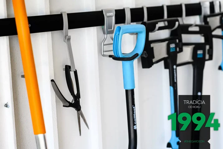 Detail na zavěsené nářadí