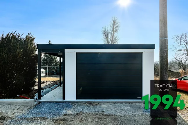 Garáž pro jedno auto s přístřeškem