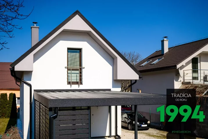 Pohled na horu pergoly