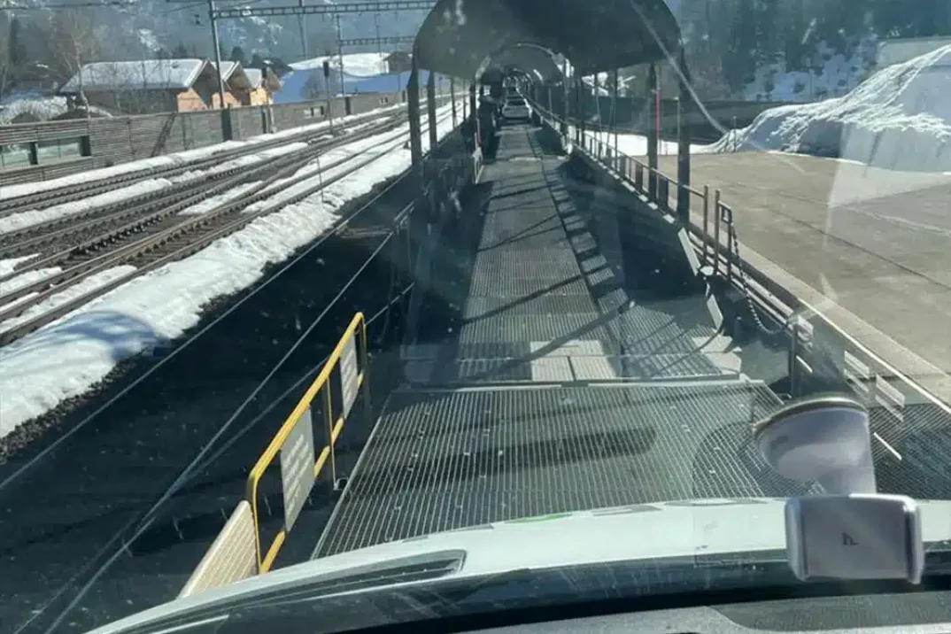 Cesta vlakem do Švýcarska