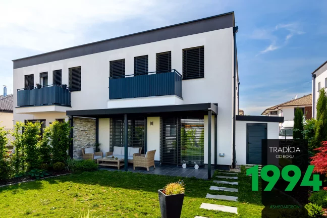 Posezení pod pergolou