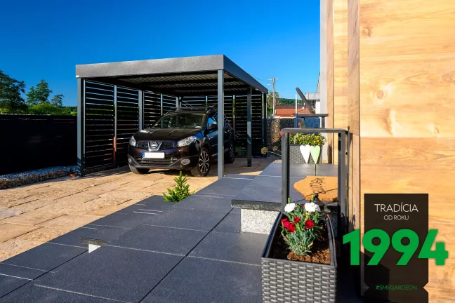 Přístřešek pro jedno auto