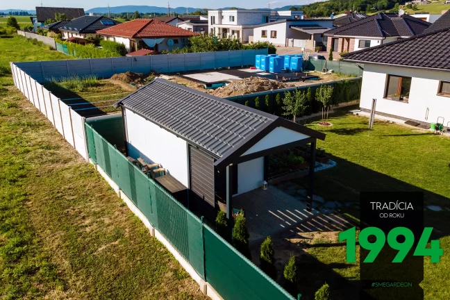 Sedlová střecha v antracite