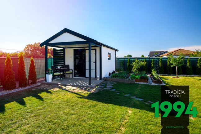 Domeček se špičatou střechou