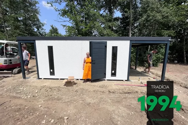 Zákaznice ve dveřích