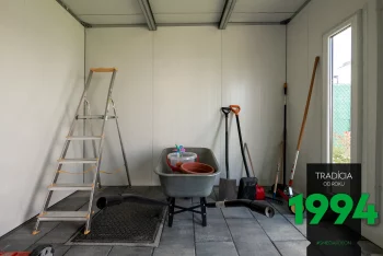 Nářadí v domečku