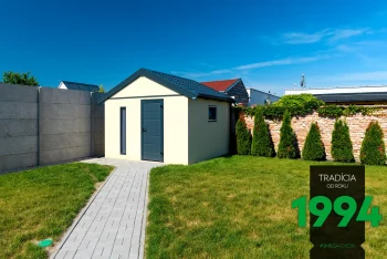 Domeček se špičatou střechou