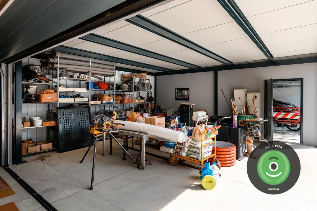 Úložný prostor pod přístřeškem