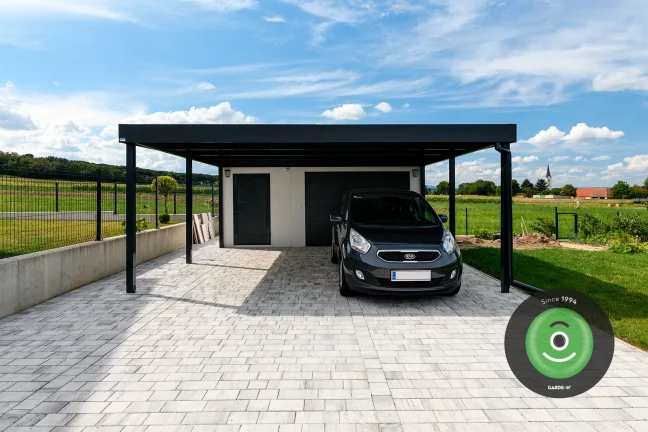 Zaparkovaný auto pod přístřeškem