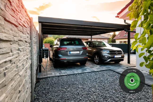 Ata pod antracitovým přístřeškem