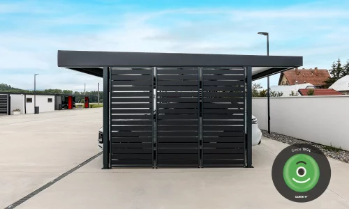 Gardeon showroom přistřešek zboku