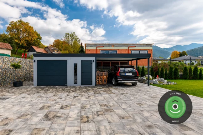 Montovaná garáž GARDEON se značkovými vraty Hörmann
