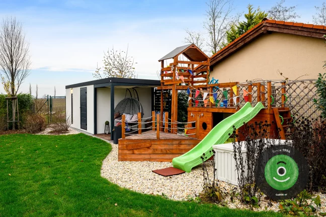 GARDEON domeček s přístřeškem na straně