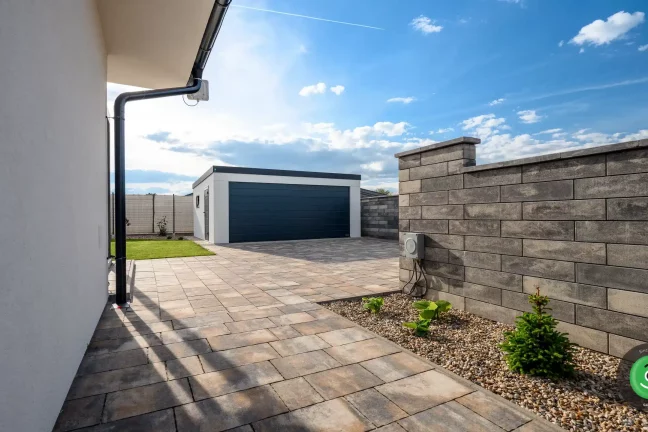 GARDEON garáž pro dvě auta s doplňky antracit