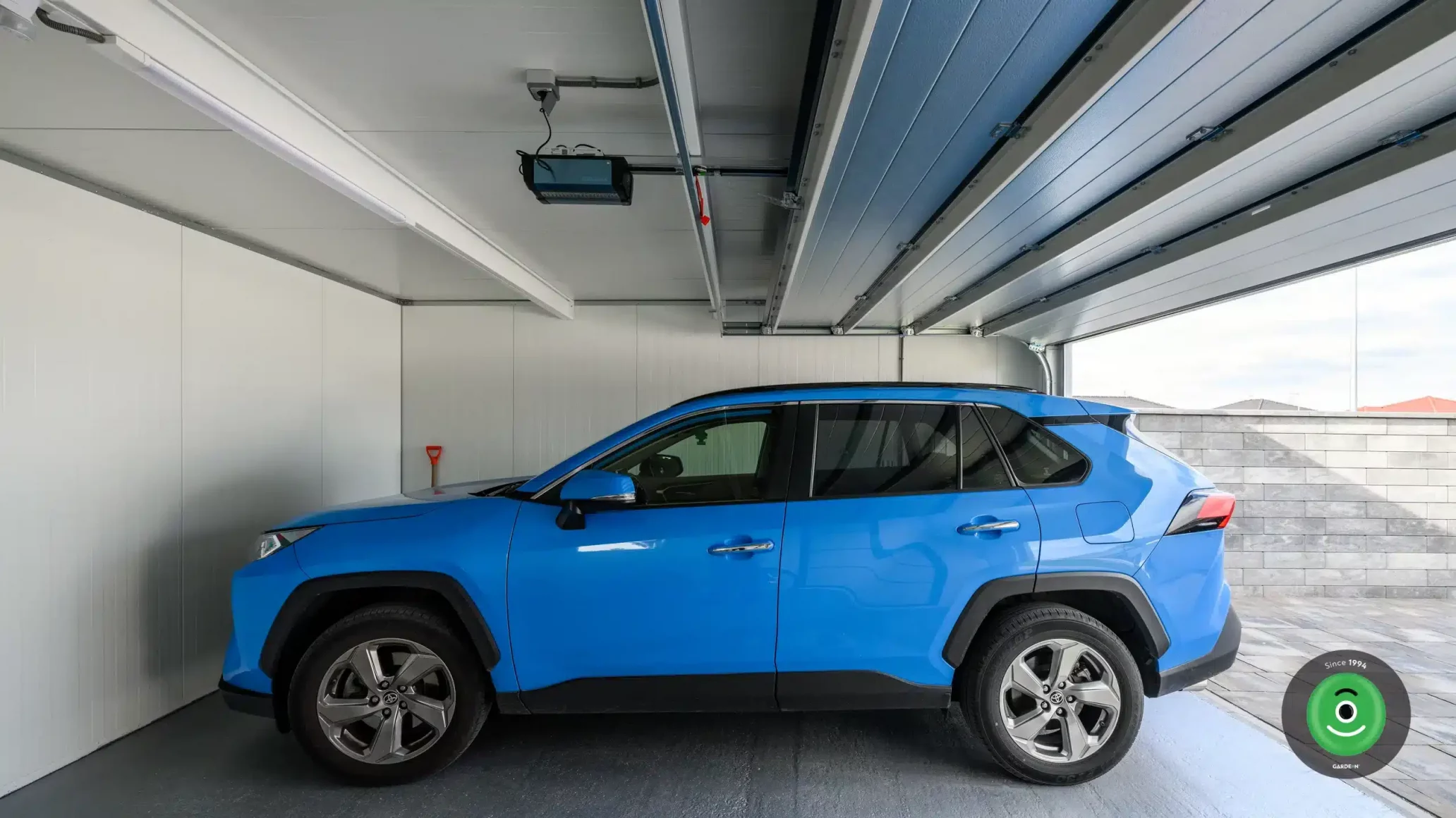 GARDEON garáž pro dvě auta s doplňky antracit 5