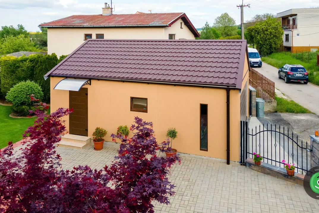 GARDEON garáž pro dvě auta sedlová střecha 5