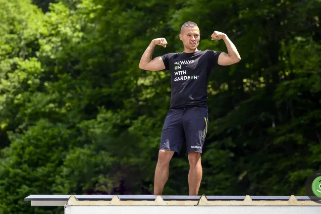 Montážník GARDEON pro Garáž TV