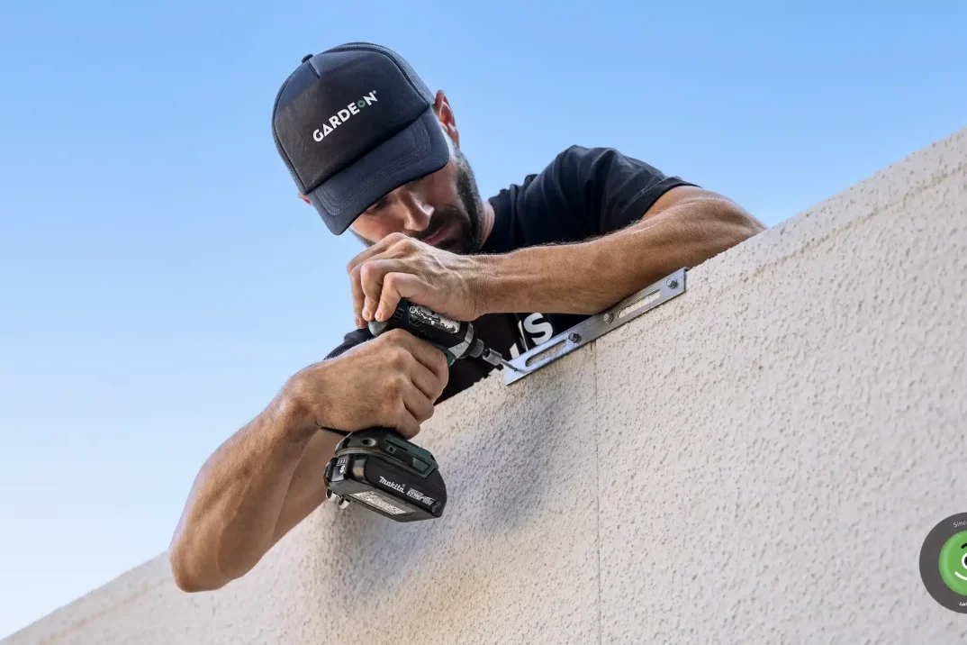 Připevňování stěn stavby GARDEON