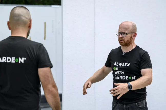 Postupující práce na garáži pro Garáž TV