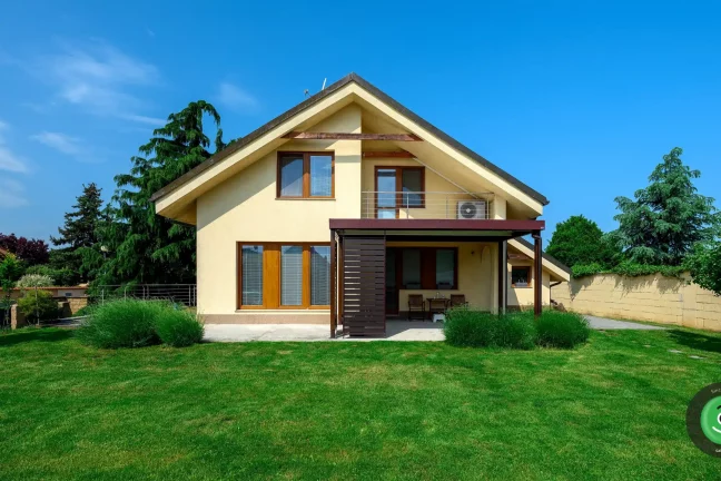 GARDEON pergola před domem