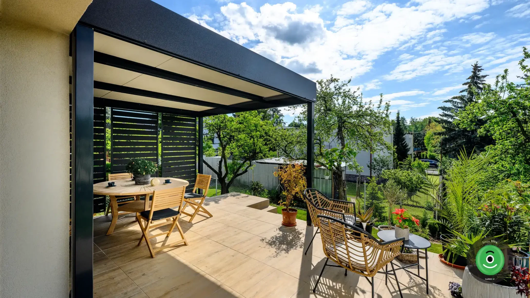GARDEON vyvýšená pergola na posezení 5