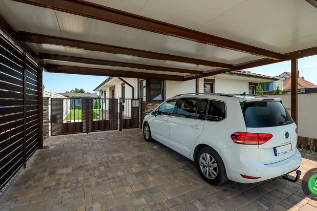 GARDEON hnědý přístřešek pro dvě auta 3