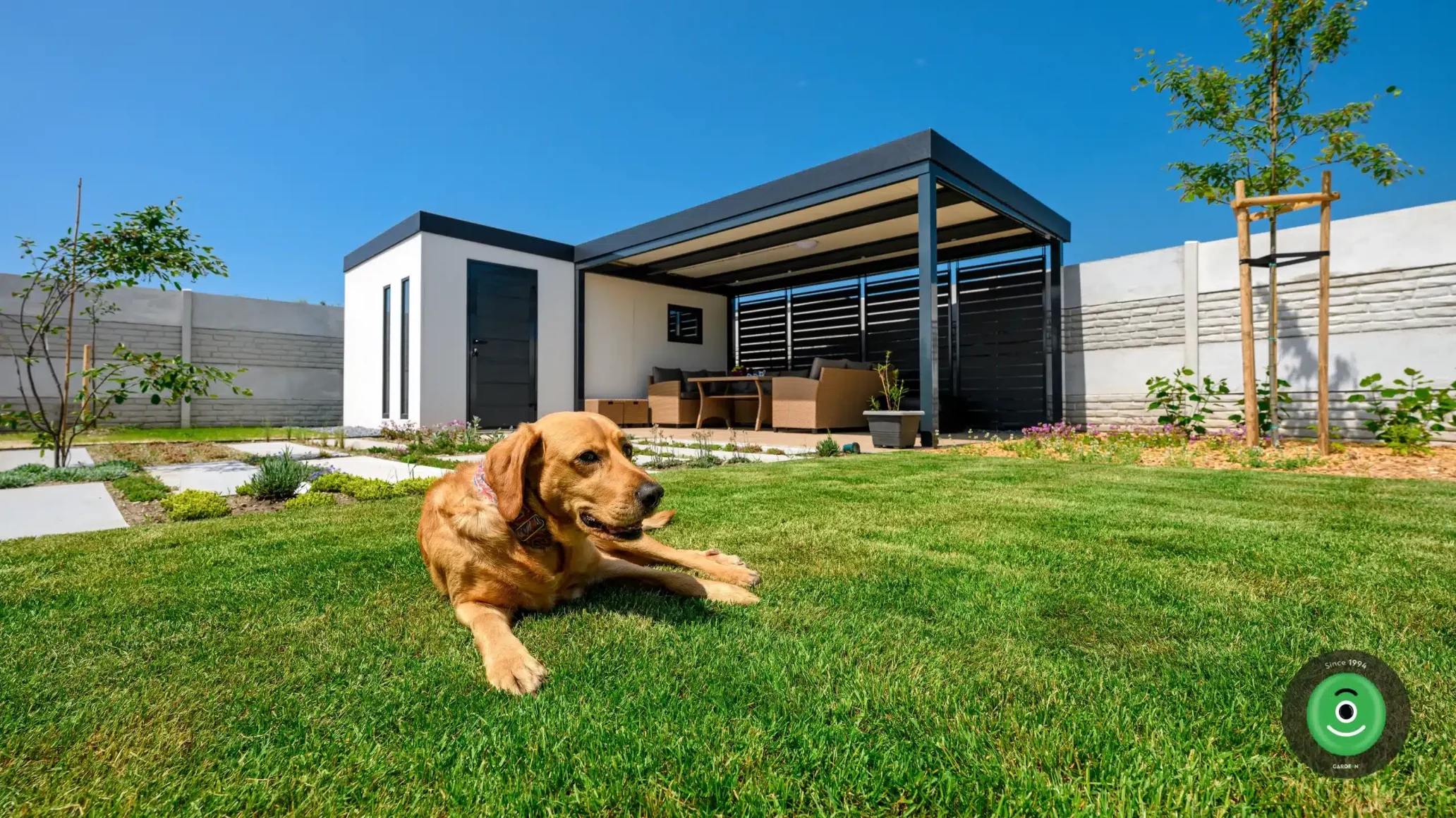 GARDEON domek pes v zahradě 2