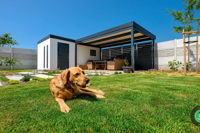 GARDEON domek pes v zahradě 2