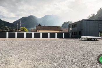 Řadové garáže s pultovou střechou